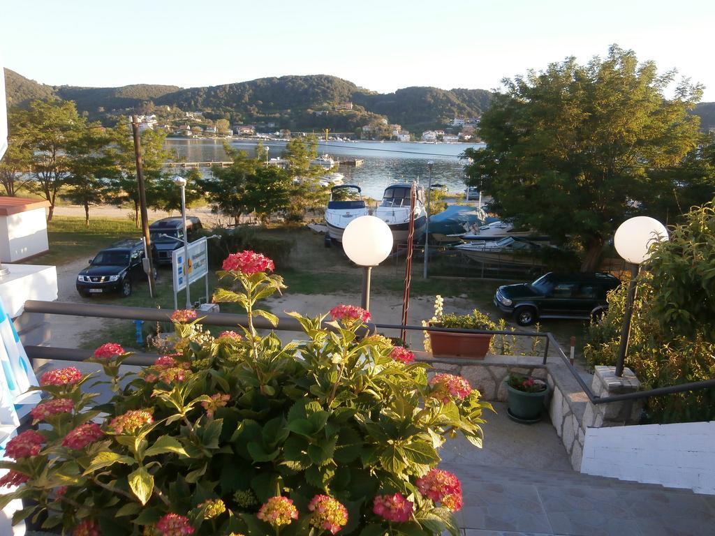 Guest House Galeb スペタルスカ・ドラガ エクステリア 写真